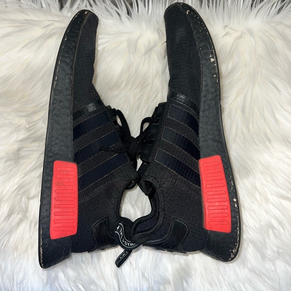 Adidas NMD R1 Core Men’s Black/Solar Red Sneaker Sz 11 - Picture 4 of 12